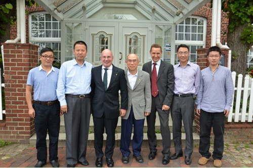 朱仲辉董事长拜会德国施瓦岑贝克市和劳恩堡市政府官员