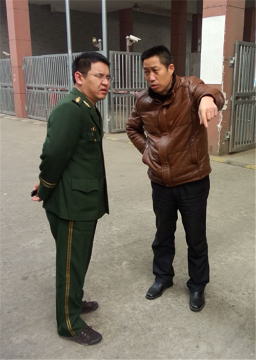 市消防大队领导前来苏中农副产品交易中心进行消防安全工作检查
