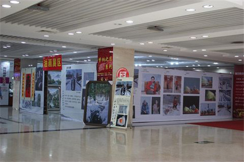 著名画家作品展精彩呈现叠石桥国际家纺城