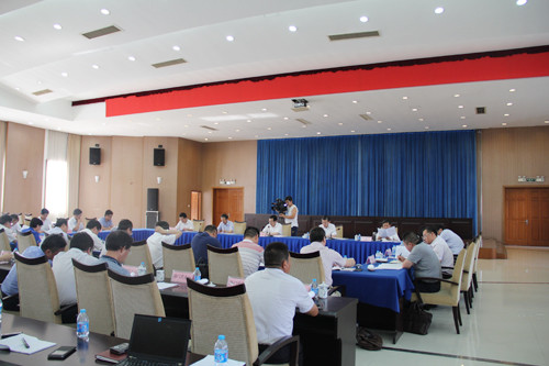 南通市政府张国华市长前来叠石桥家纺城专题调研叠石桥市场采购贸易方式试点工作