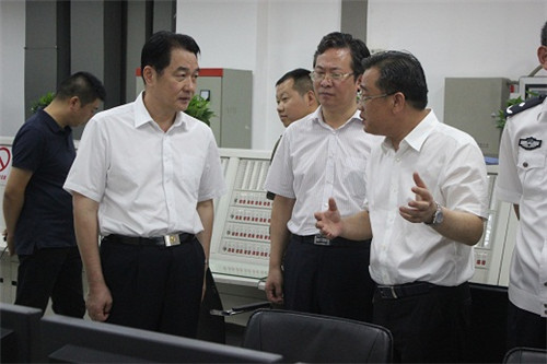江苏省公安厅党委副书记、副厅长邵木金专题调研叠石桥国际家纺城消防安全工作