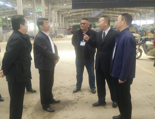 海门市常务副市长成伟一行调研苏中农副产品交易中心农产品质量安全工作