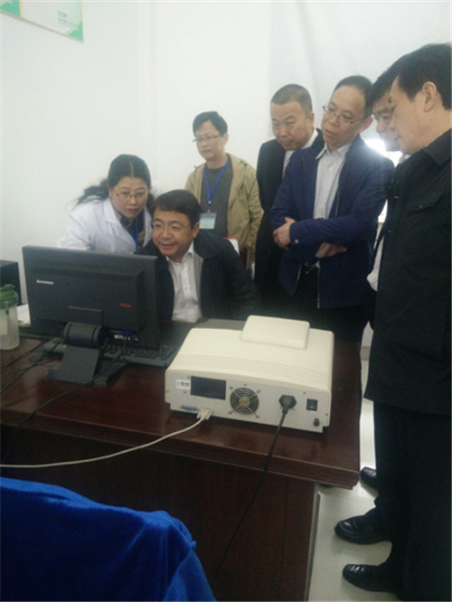 海门市常务副市长成伟一行调研苏中农副产品交易中心农产品质量安全工作
