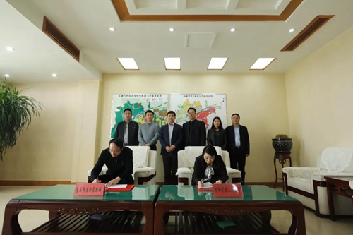 叠石桥家纺城与天津杨柳青签署战略合作框架协议