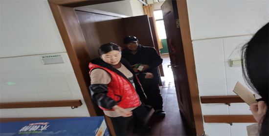 老年服务中心举行元宵节慰问活动