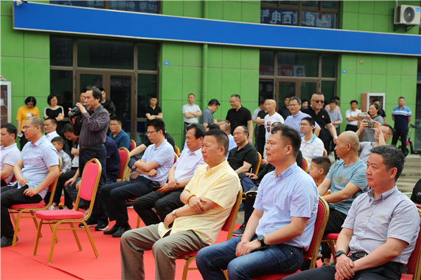 海门首家专业五金机电市场在苏中农副产品交易中心盛大开业