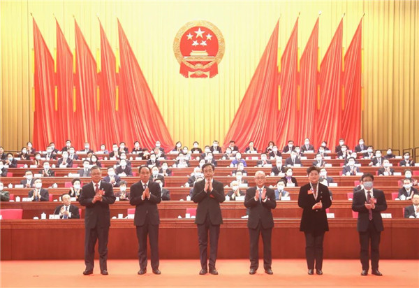 南通市“两会”闭幕，朱家伶当选市十六届人大常委