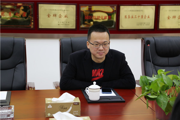 海门区政协领导来集团走访座谈