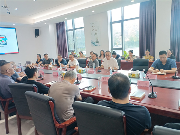 集团公司举行合同审查实务培训